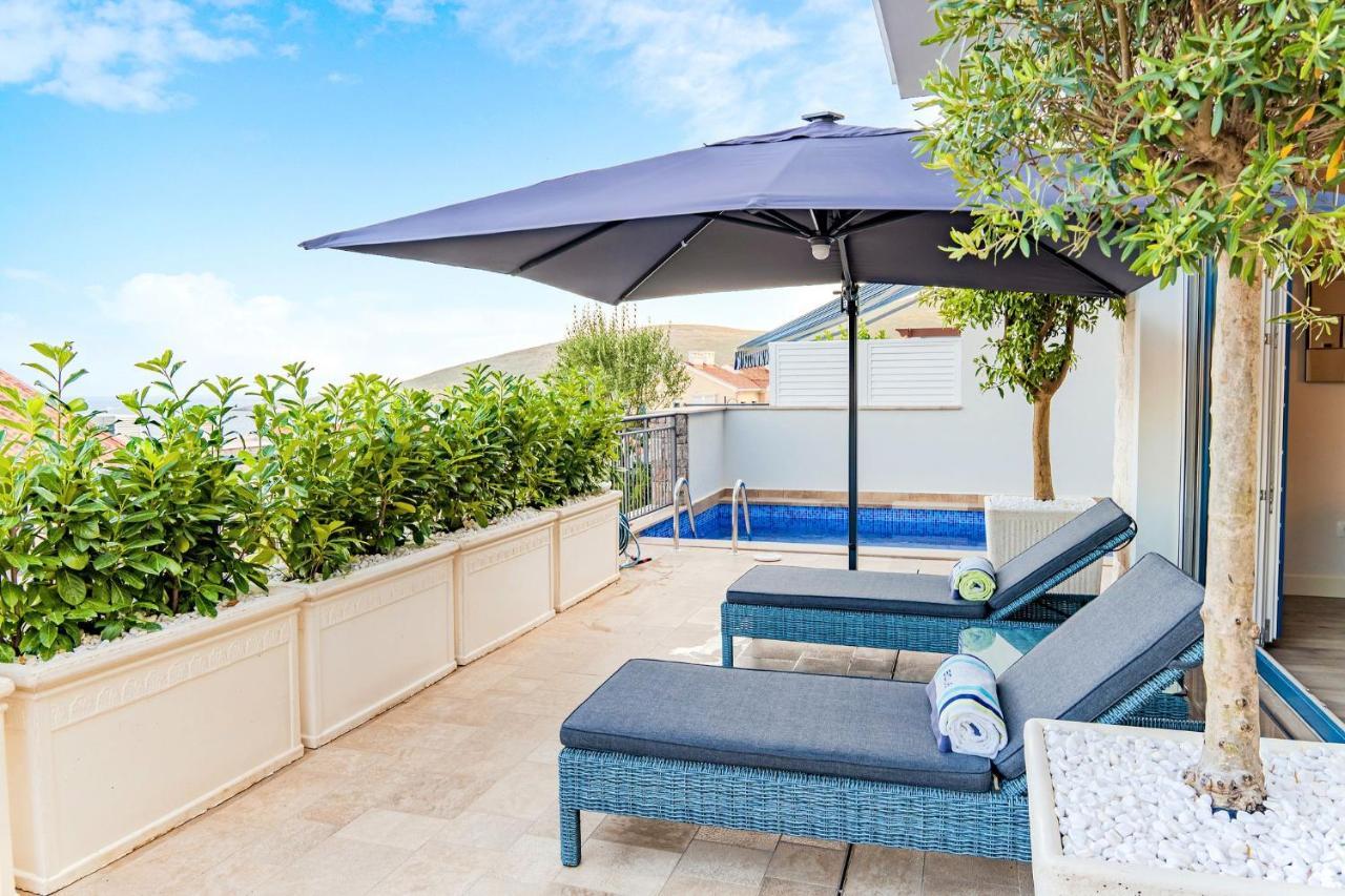 Ferienwohnung Lustica Bay Tivat Exterior foto