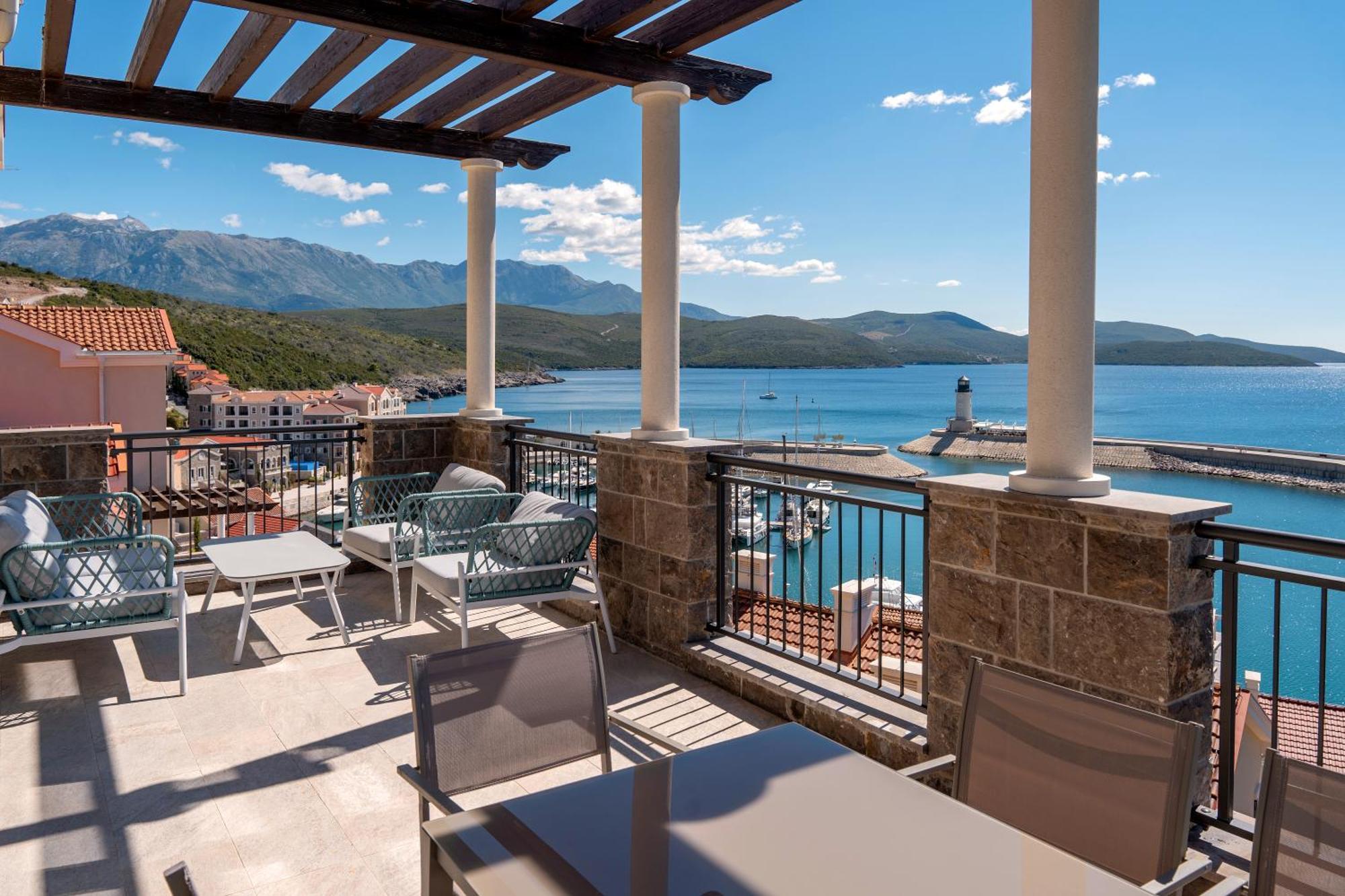 Ferienwohnung Lustica Bay Tivat Exterior foto
