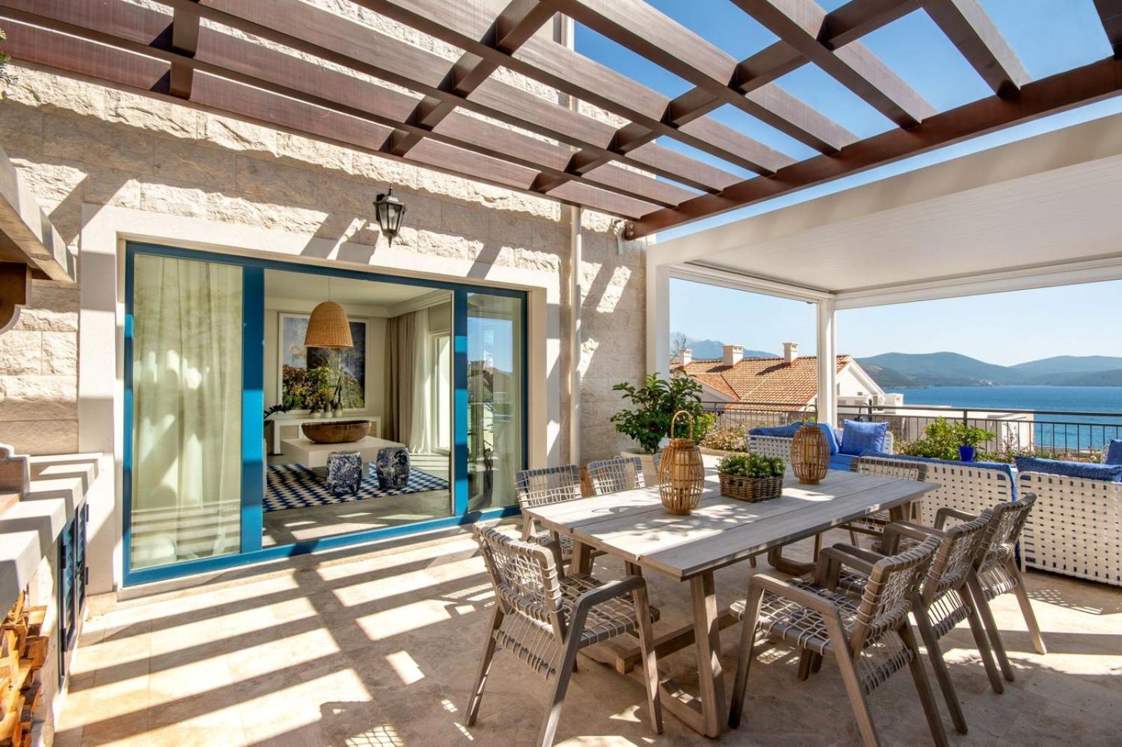 Ferienwohnung Lustica Bay Tivat Exterior foto