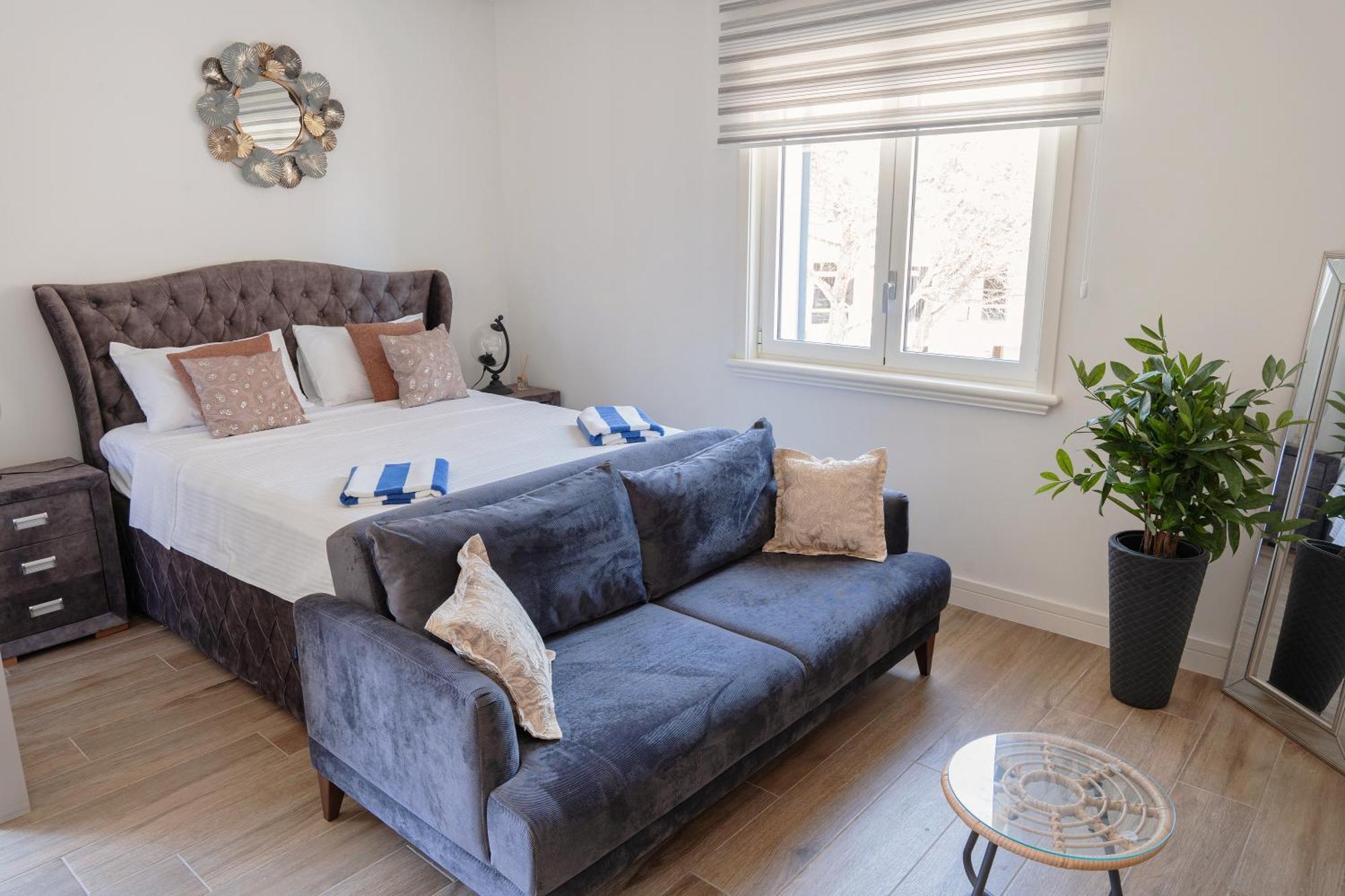 Ferienwohnung Lustica Bay Tivat Zimmer foto