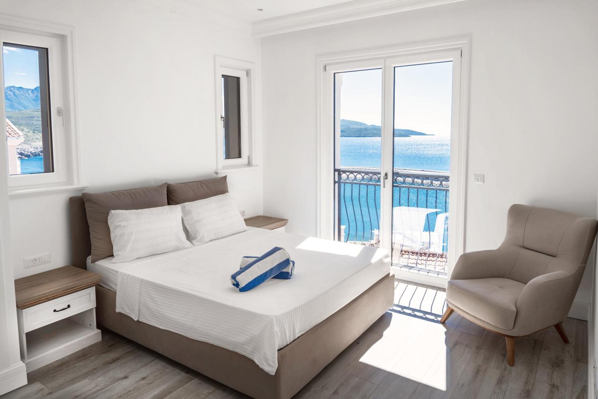 Ferienwohnung Lustica Bay Tivat Exterior foto