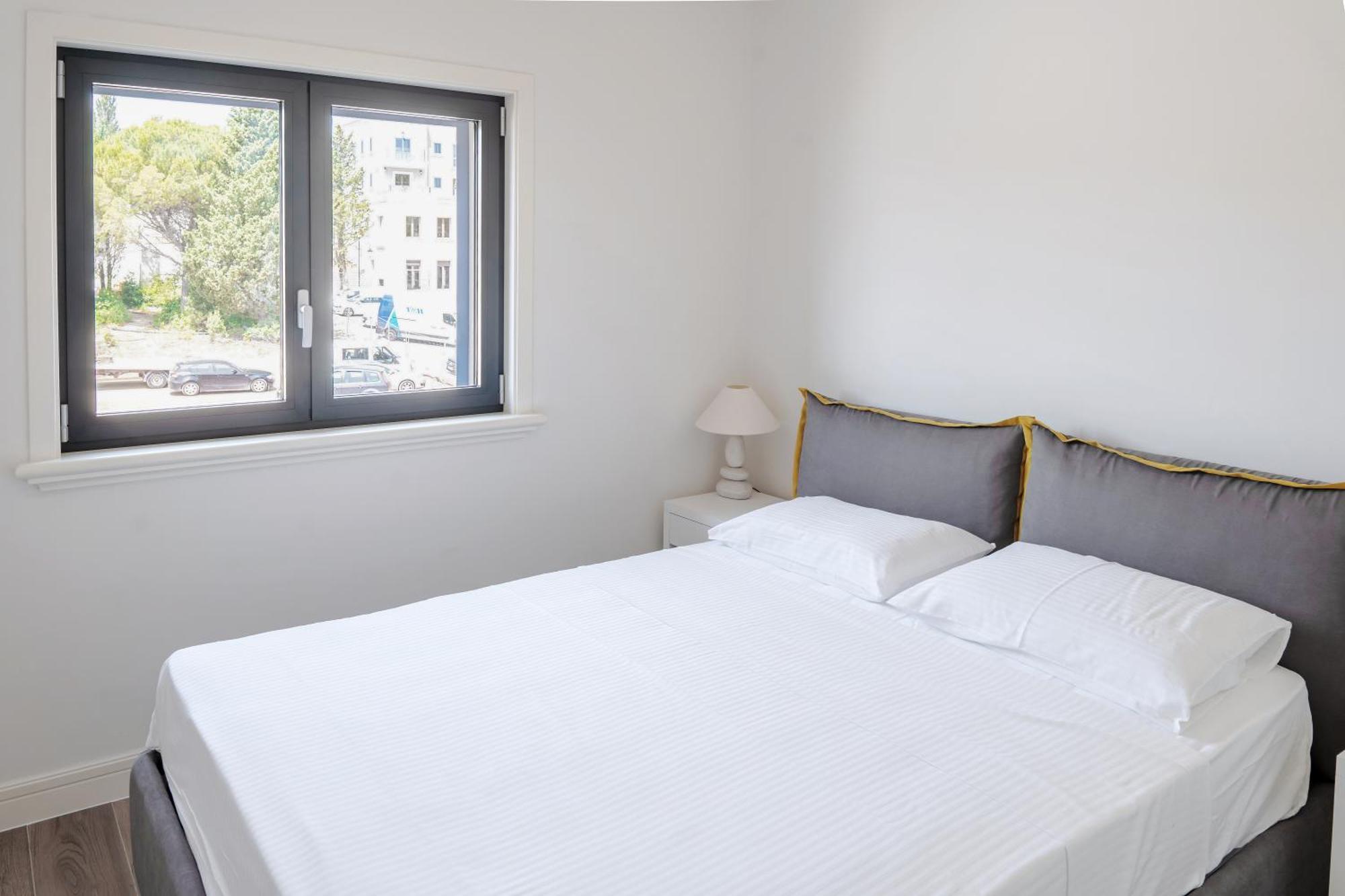 Ferienwohnung Lustica Bay Tivat Exterior foto