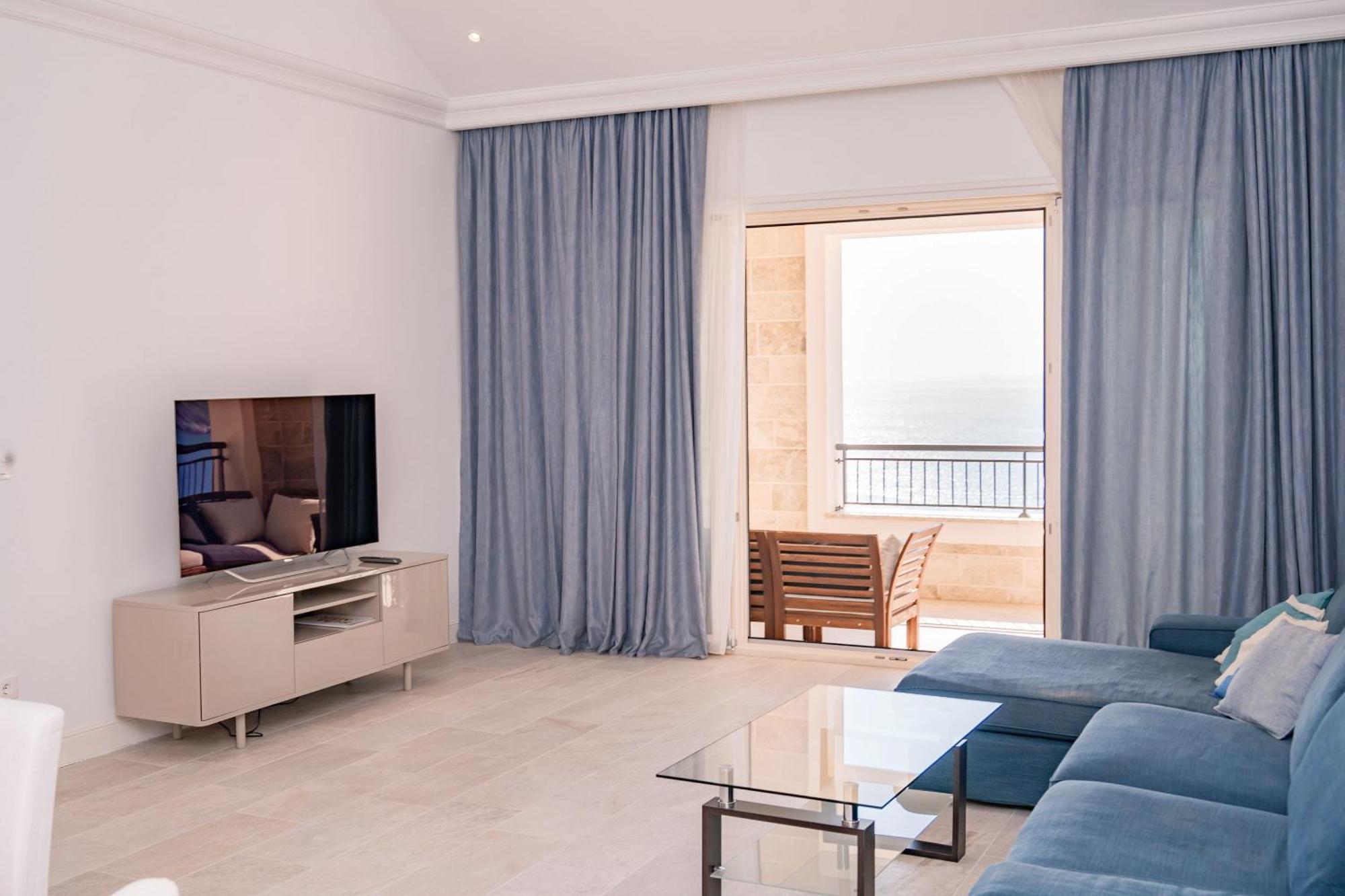 Ferienwohnung Lustica Bay Tivat Exterior foto